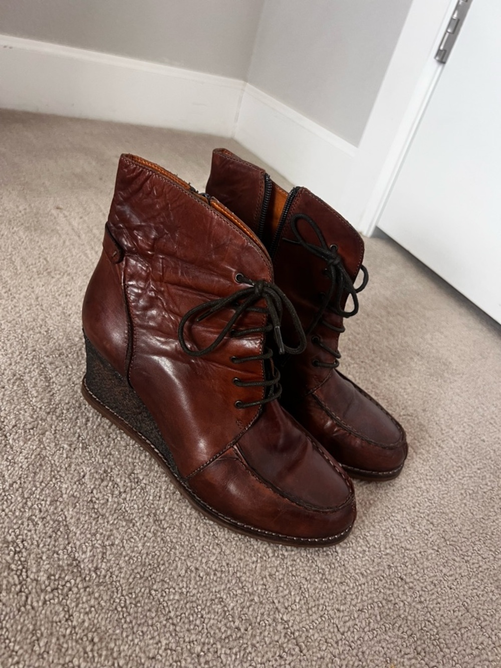 BZ mods Brown Leather Lace-Up Wedge Booties sz 37